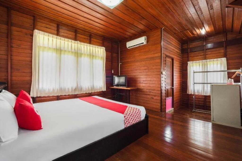 Oyo 1143 Phet Luran Thai Resort Kohchang Κο Τσανγκ Εξωτερικό φωτογραφία