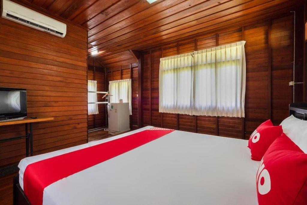 Oyo 1143 Phet Luran Thai Resort Kohchang Κο Τσανγκ Εξωτερικό φωτογραφία