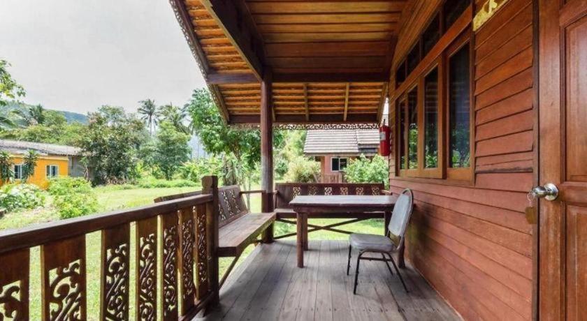 Oyo 1143 Phet Luran Thai Resort Kohchang Κο Τσανγκ Εξωτερικό φωτογραφία