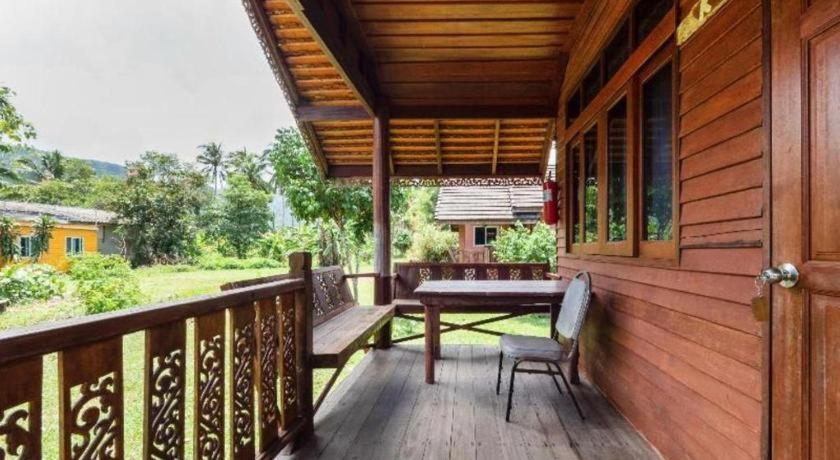 Oyo 1143 Phet Luran Thai Resort Kohchang Κο Τσανγκ Εξωτερικό φωτογραφία